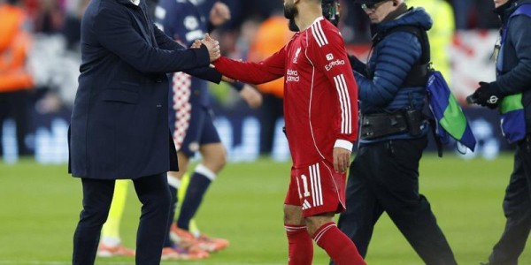 开云app官网-天空体育分析：阿森纳击败曼联，扩大领先优势，曼城维拉均落败