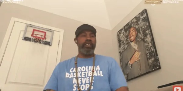 开云体育app-华莱士：科比空接奥尼尔后，斯台普斯吵得像地震一样