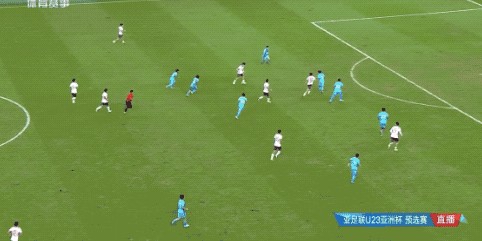 独1档！王钰栋半场造7球获盛赞：U22国足没他像业余队 踢澳洲有戏