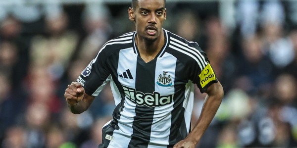 米兰敲定博尼法斯签约事宜；道格拉斯-路易斯正式转会森林